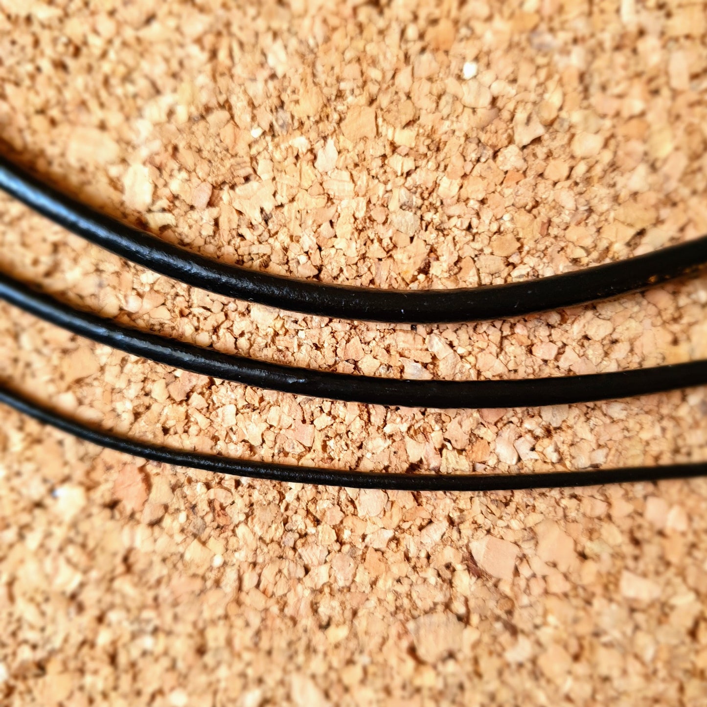 W0322 | Lederband | 2 mm