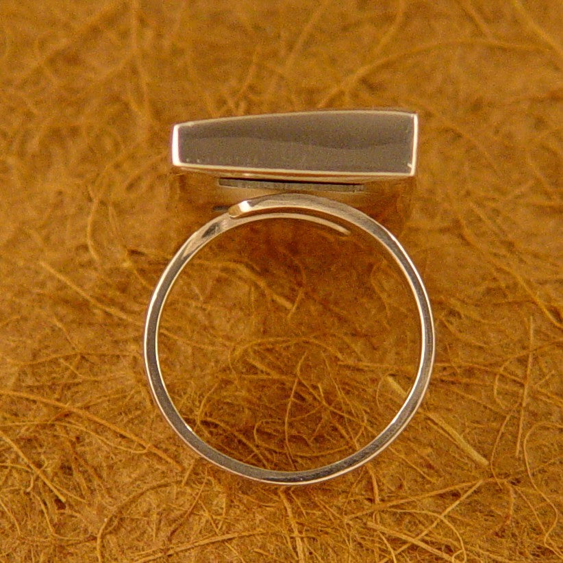 R0763 | Ring