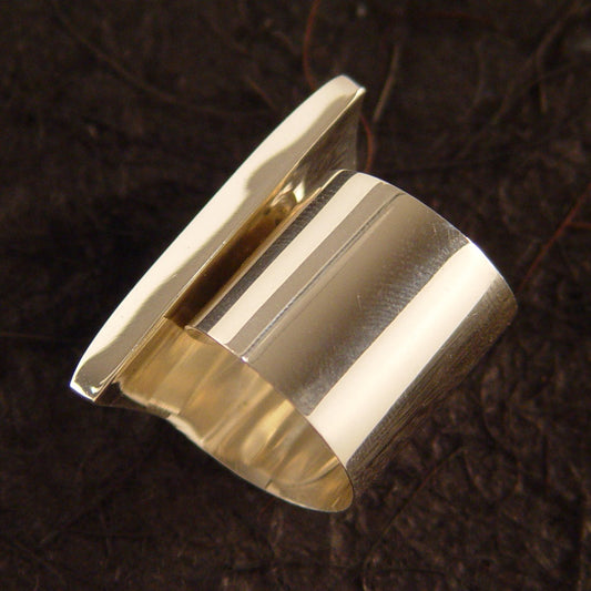 R0887 | Ring