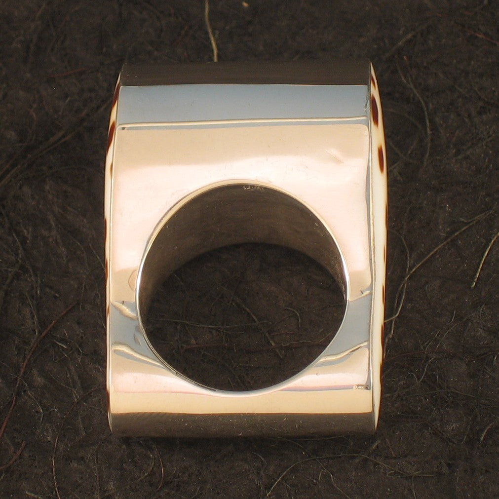 R0920 | Ring