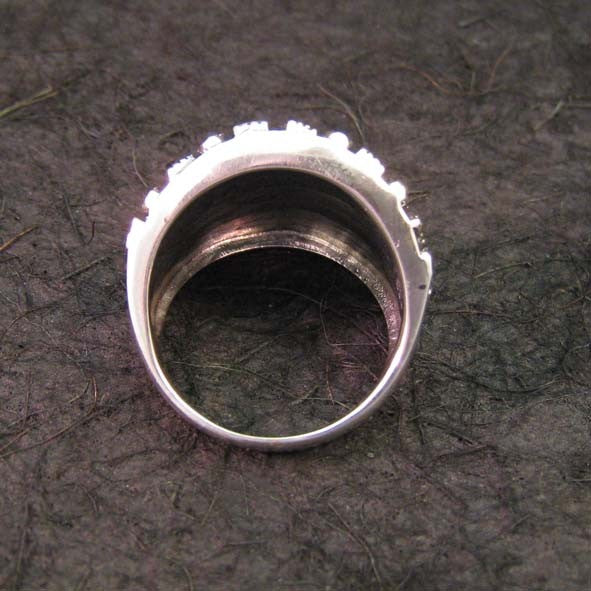 R1072 | Ring