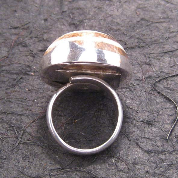 R1077 | Ring