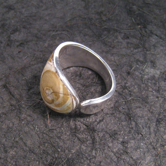 R1126 | Ring