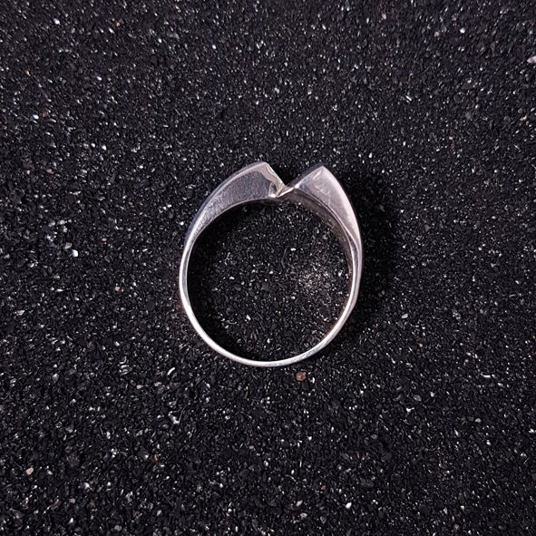 R1139 | Ring