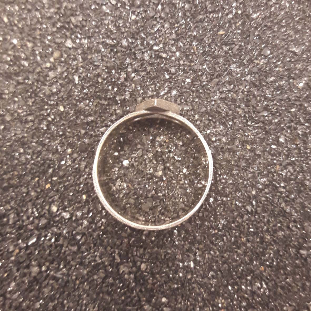 R1295 | Ring