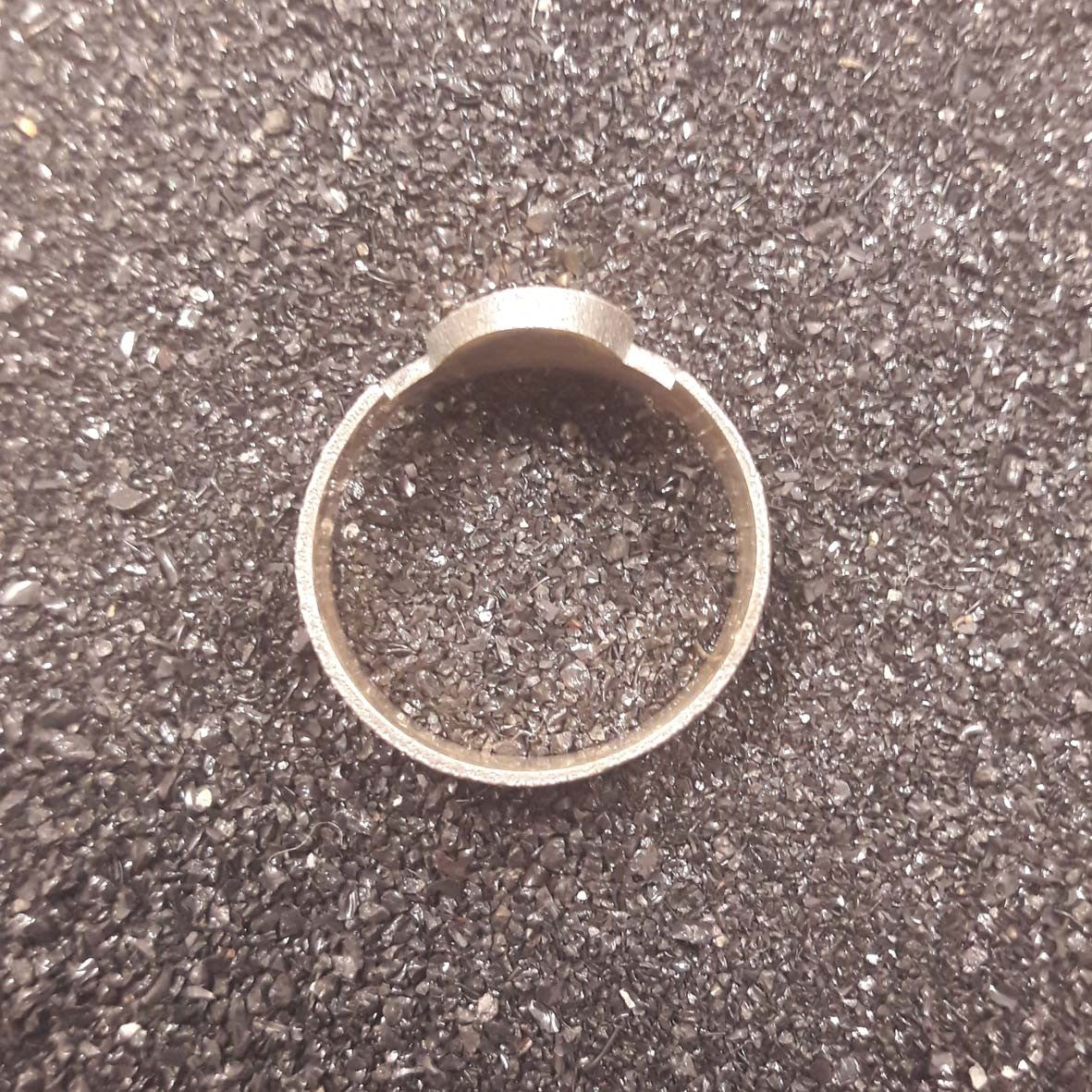 R1297 | Ring
