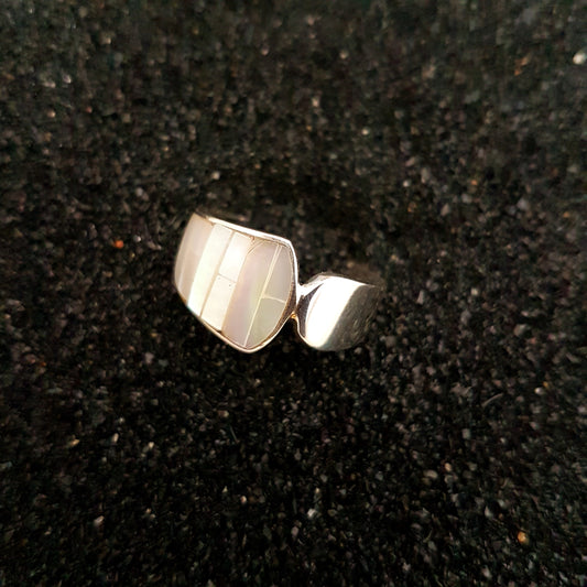 R1320 | Ring