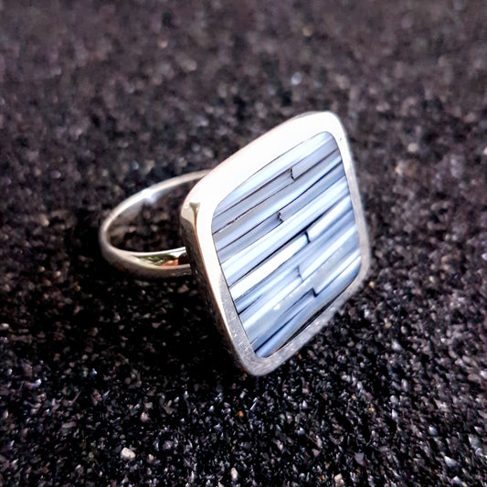 R1323 | Ring