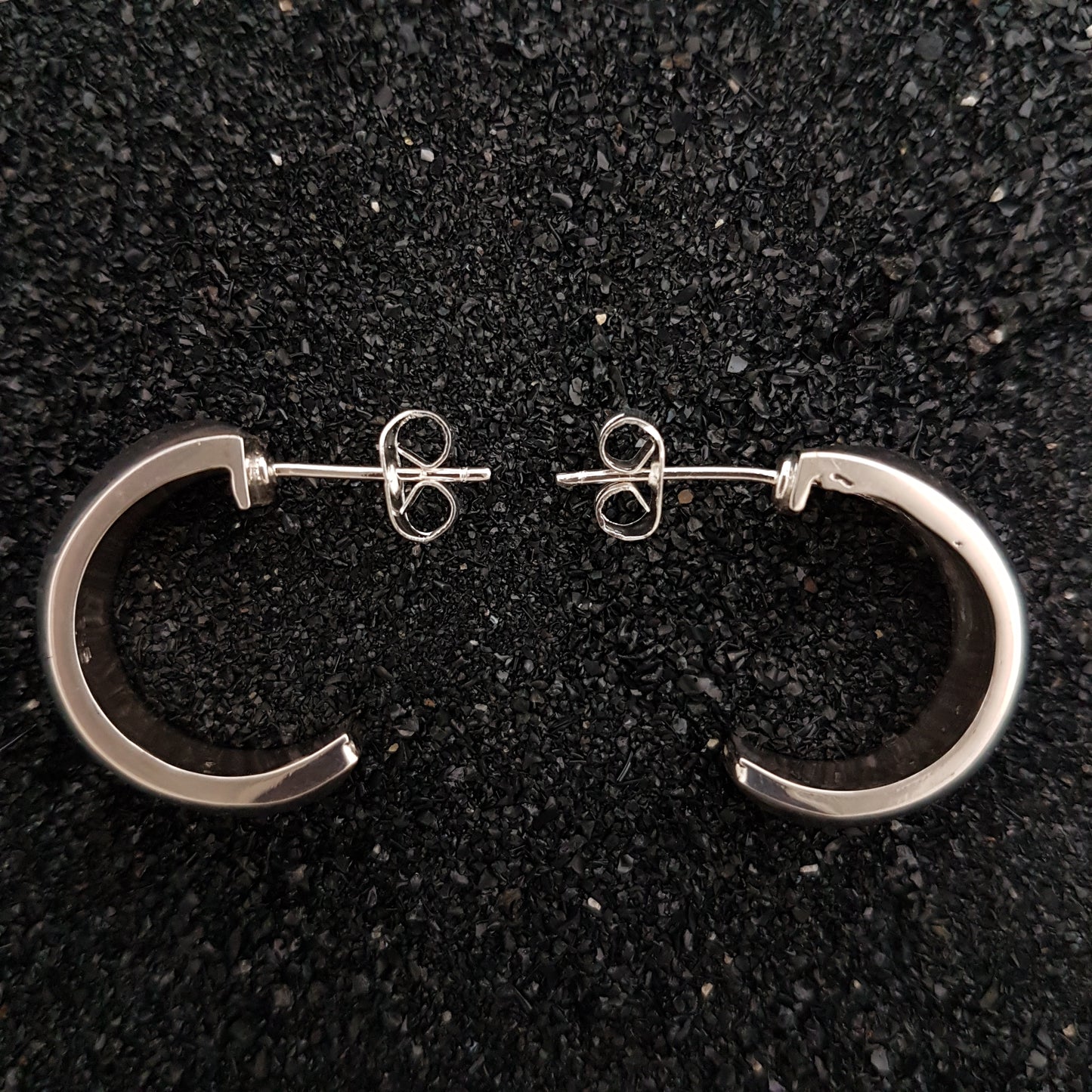 S1563 | ear studs