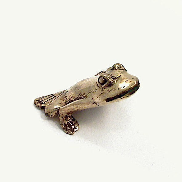 Y0479 | Frosch aus Weißmetall