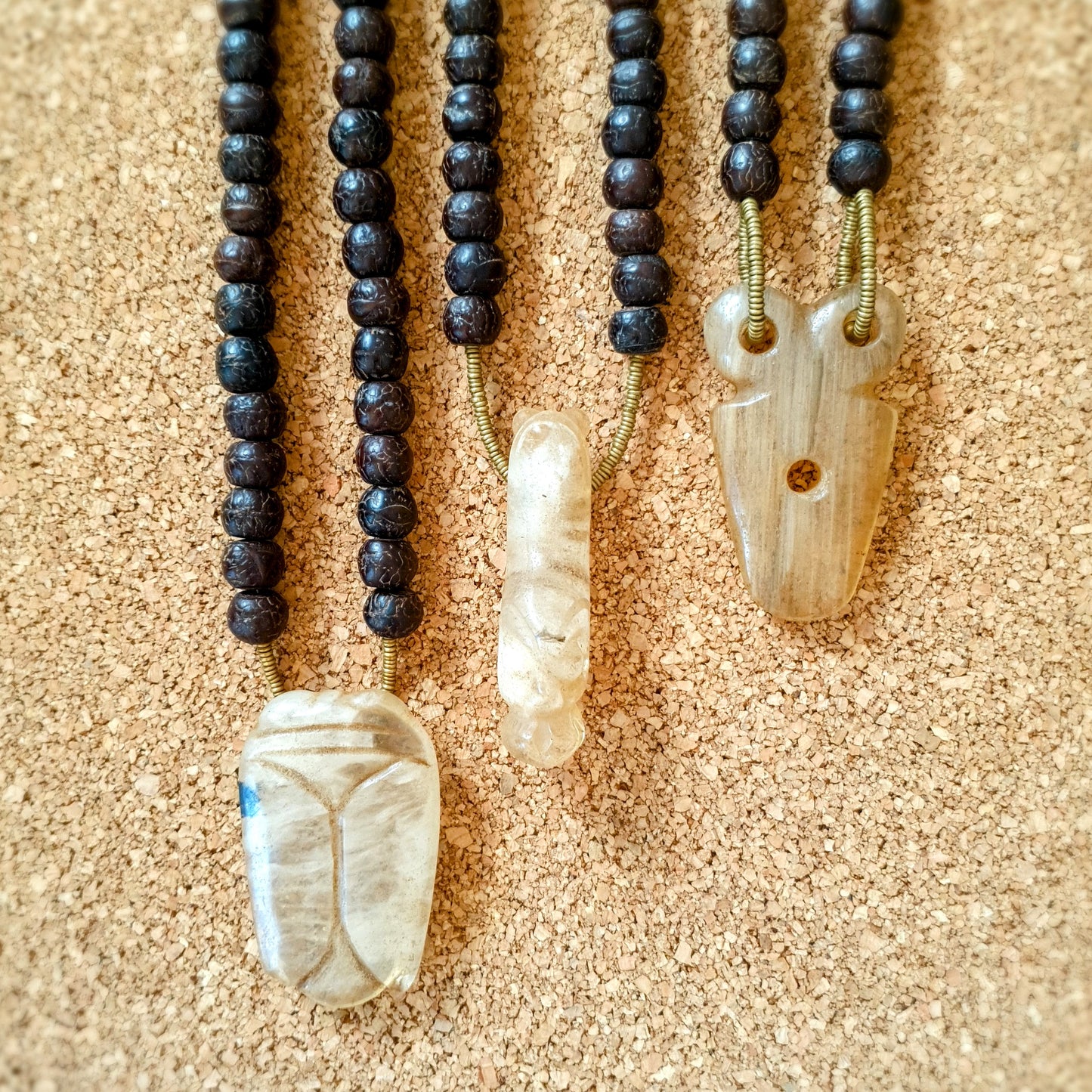 U0136 | Long unique necklace