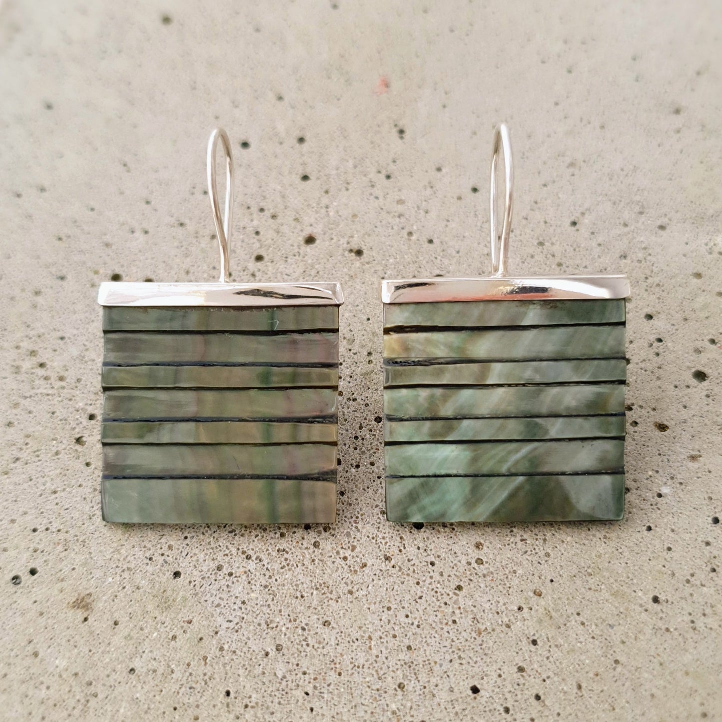 O0441 | earrings