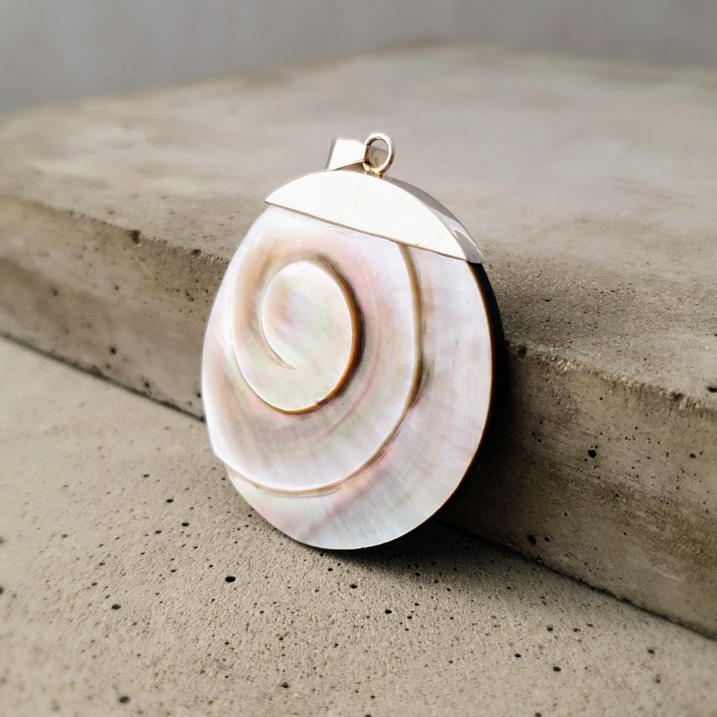 N0636 | chain pendant