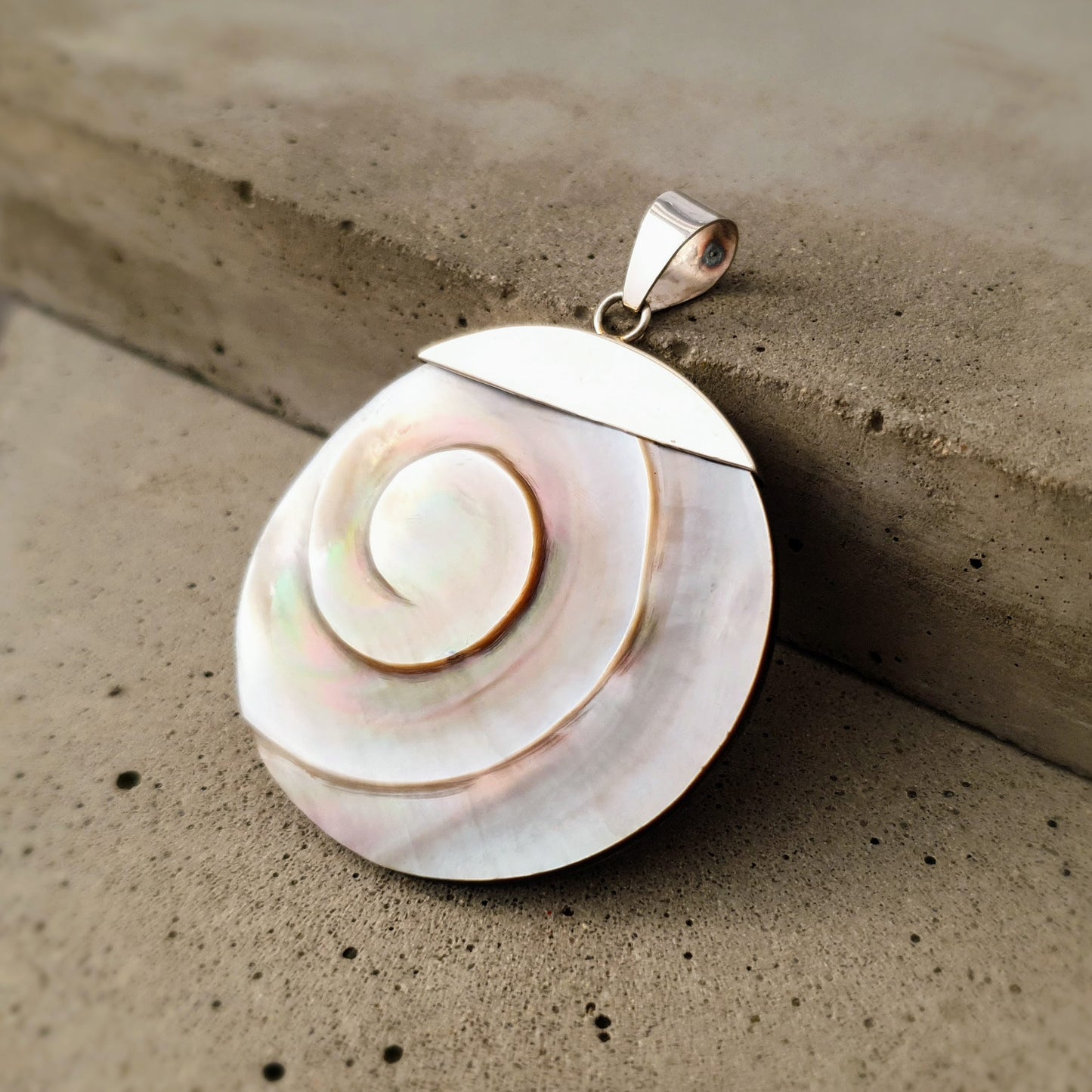 N0636 | chain pendant