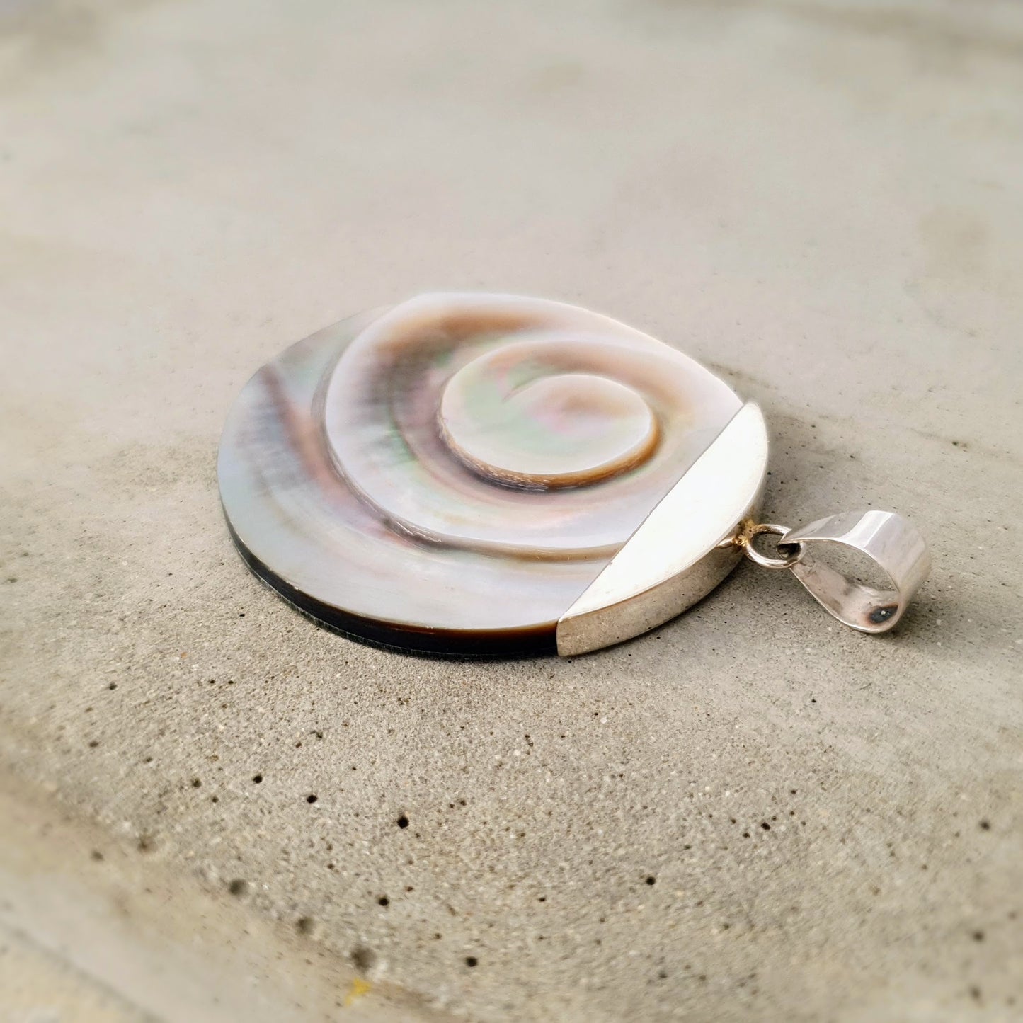 N0636 | chain pendant