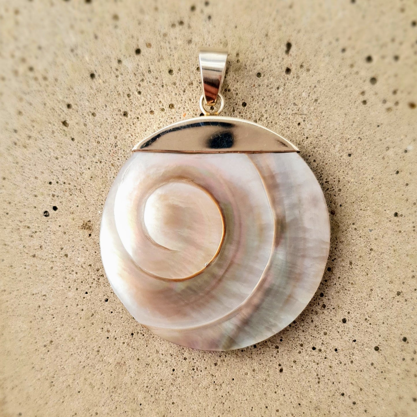 N0636 | chain pendant