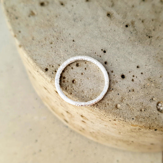 R1328 | Ring