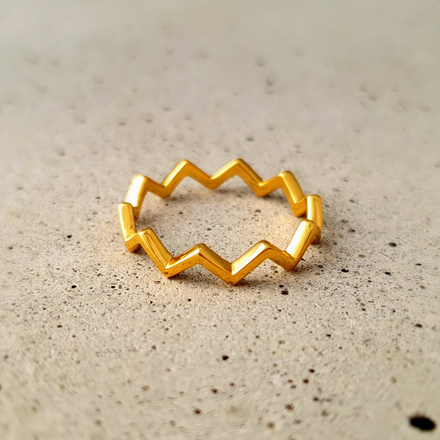 R1333 | Ring