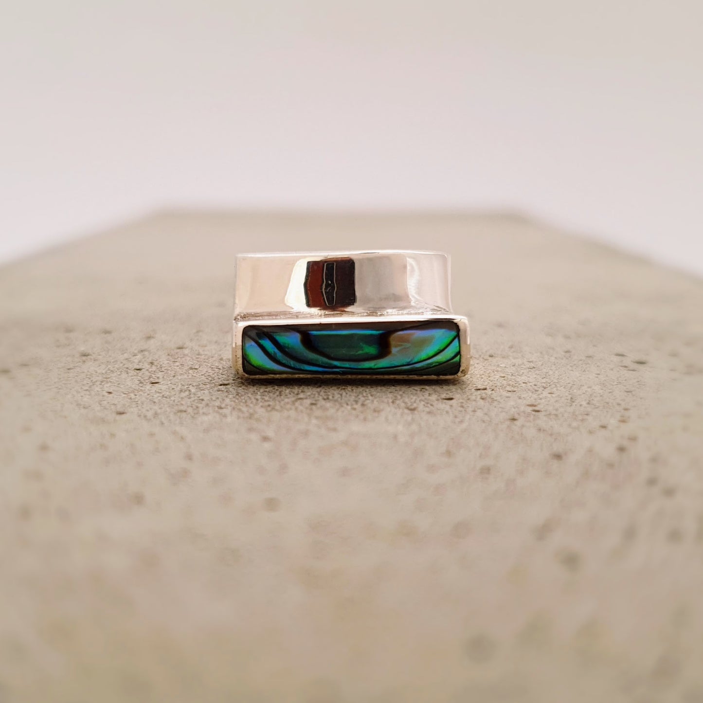R1343 | Ring