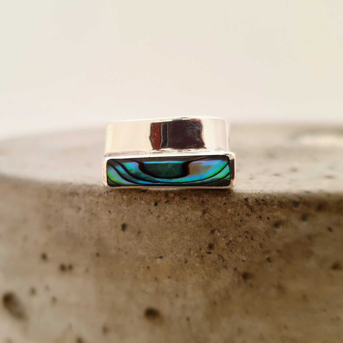 R1343 | Ring