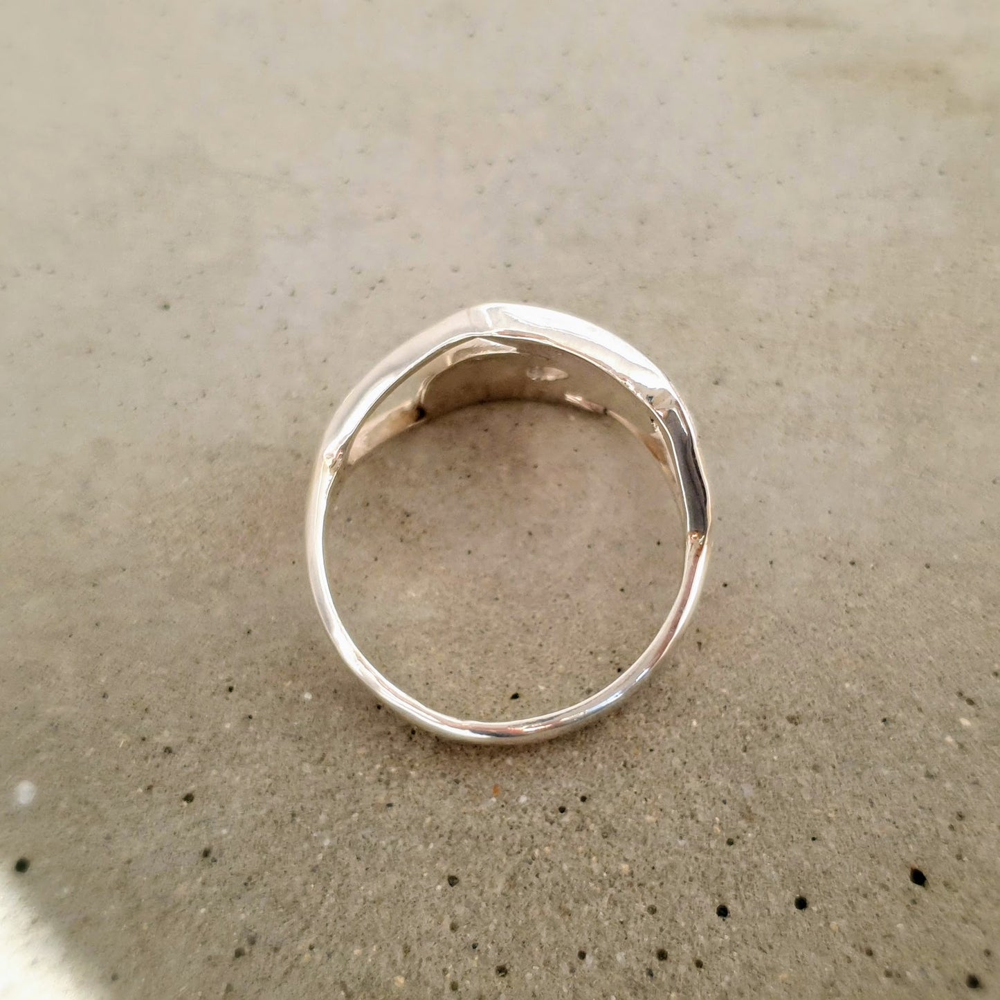 R1348 | Ring