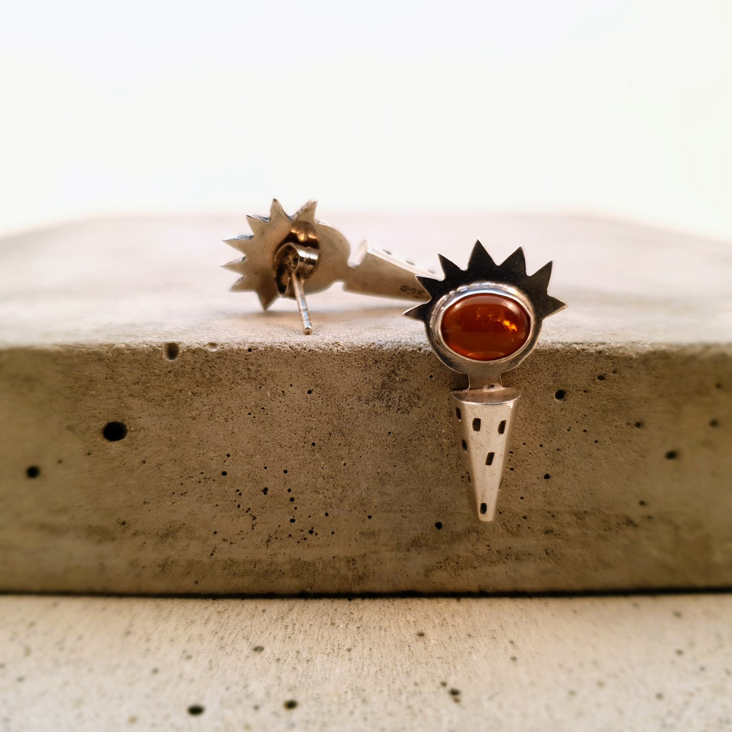 S1607 | Stud earrings