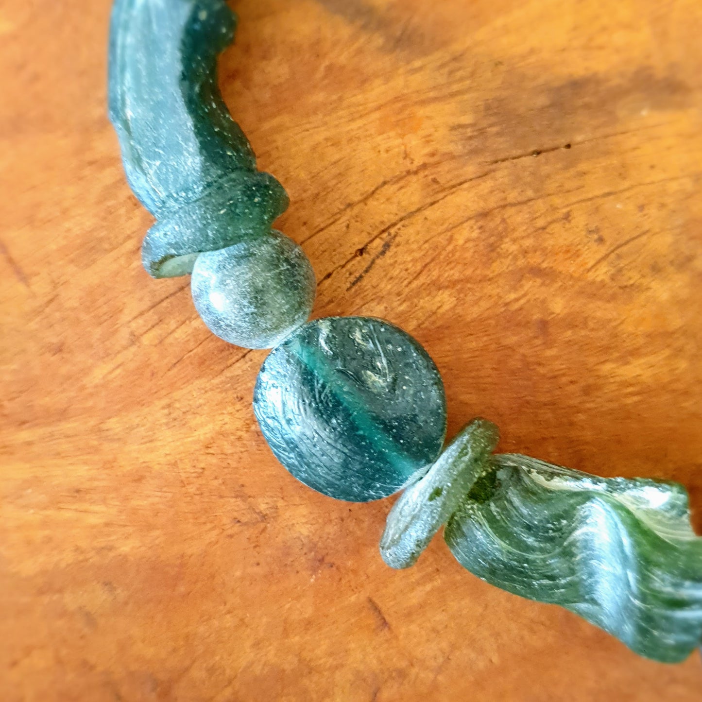 U0100 | Unique necklace