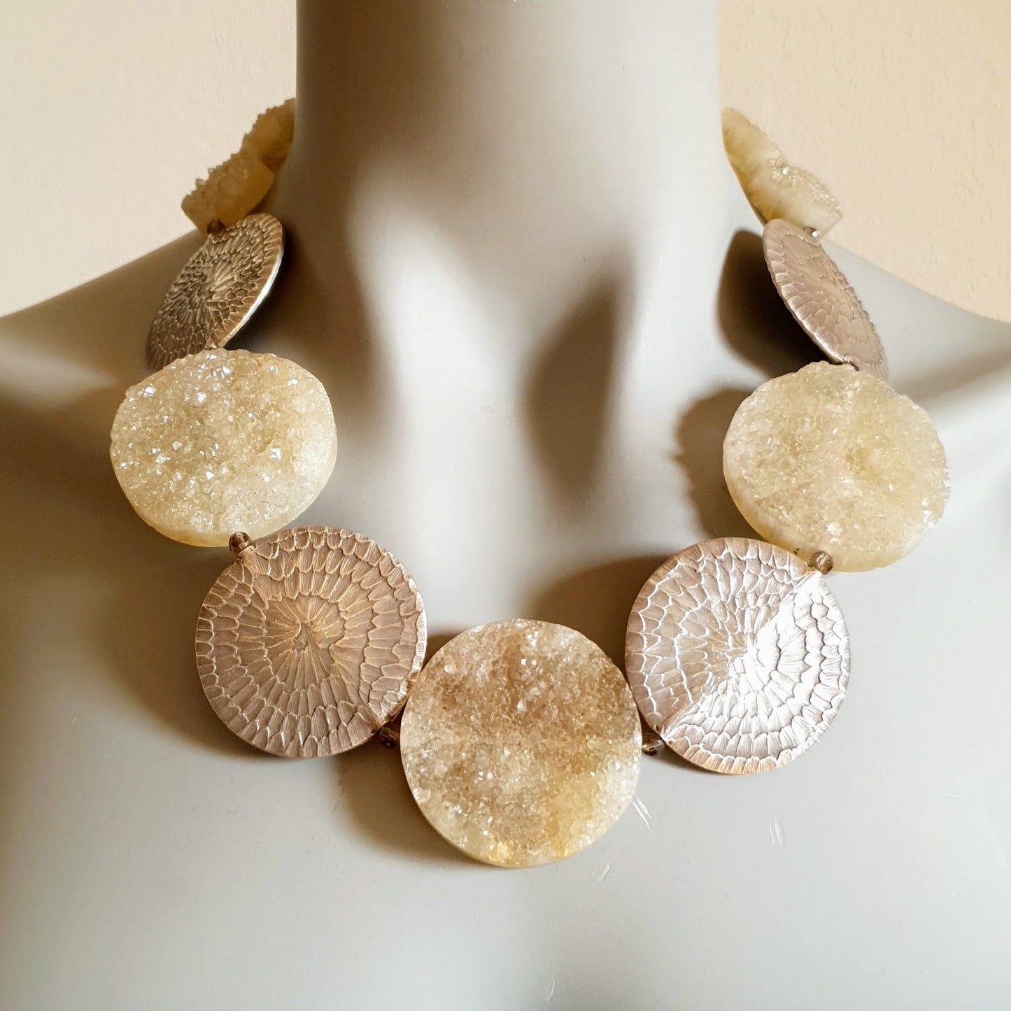 U0129 | Unique necklace