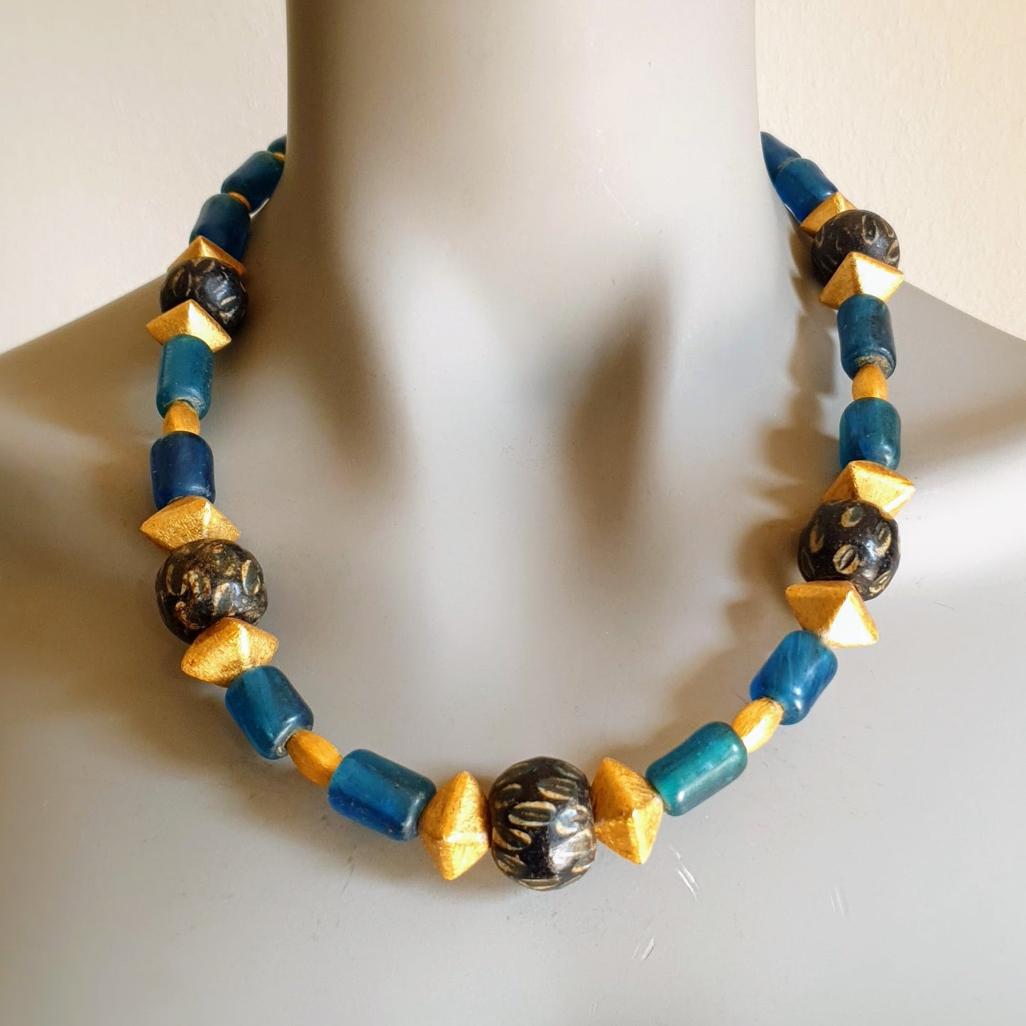 U0134 | Unique necklace
