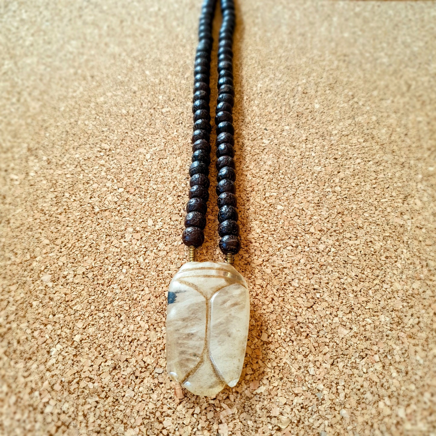 U0136 | Long unique necklace