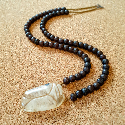 U0136 | Long unique necklace