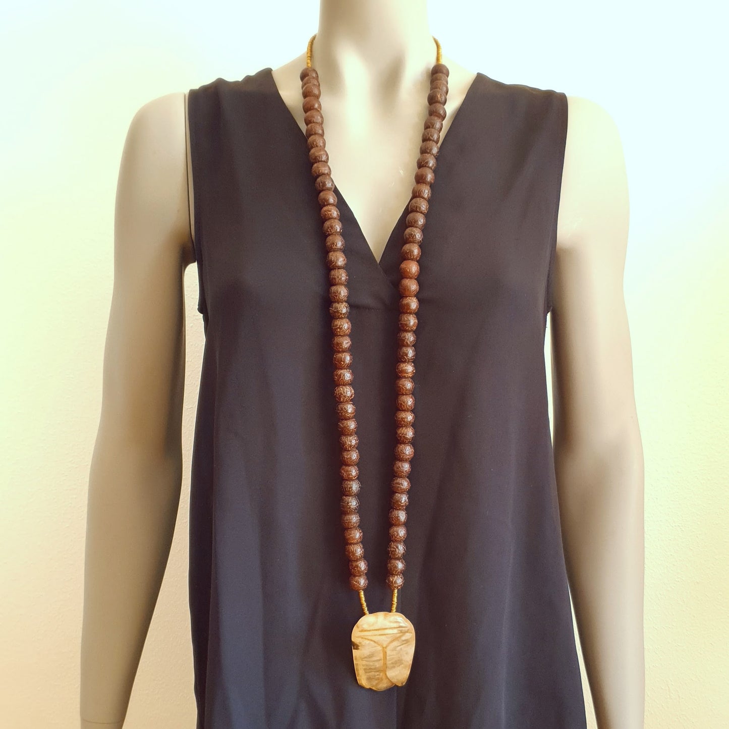 U0136 | Long unique necklace