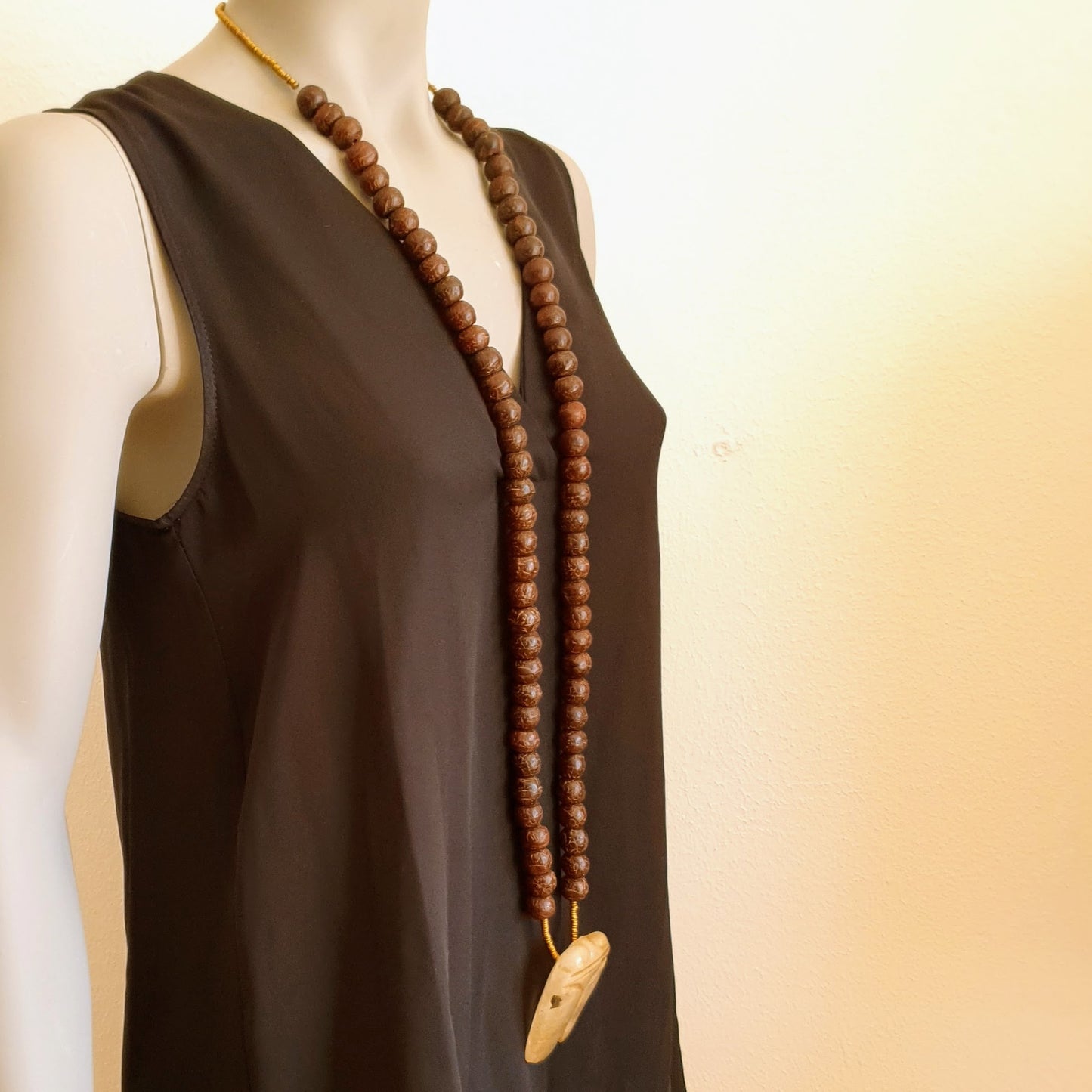 U0136 | Long unique necklace