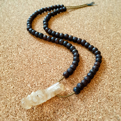 U0137 | Long unique necklace