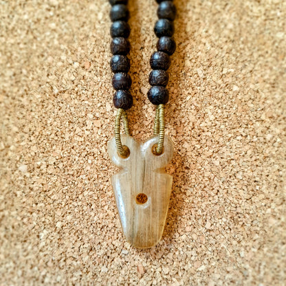 U0138 | Long unique necklace