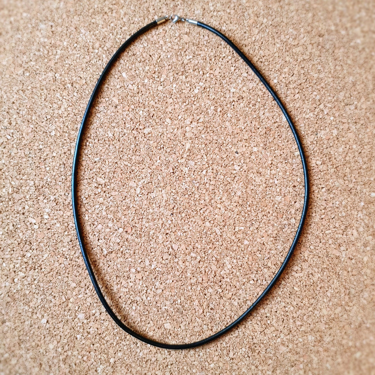W0324 | Lederband | 4 mm