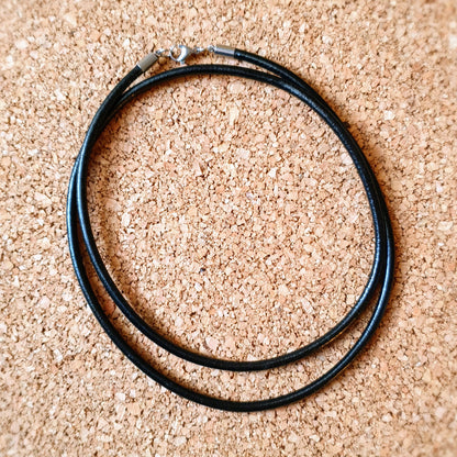 W0324 | Lederband | 4 mm
