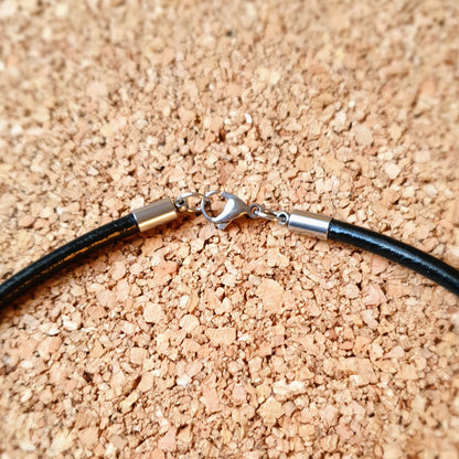 W0324 | Lederband | 4 mm