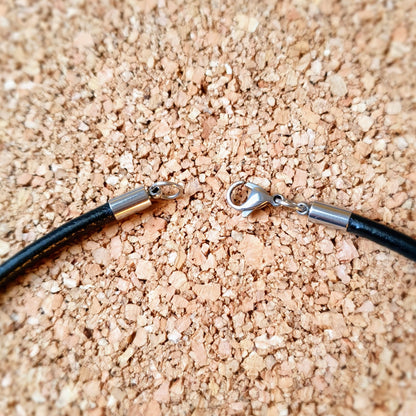 W0324 | Lederband | 4 mm