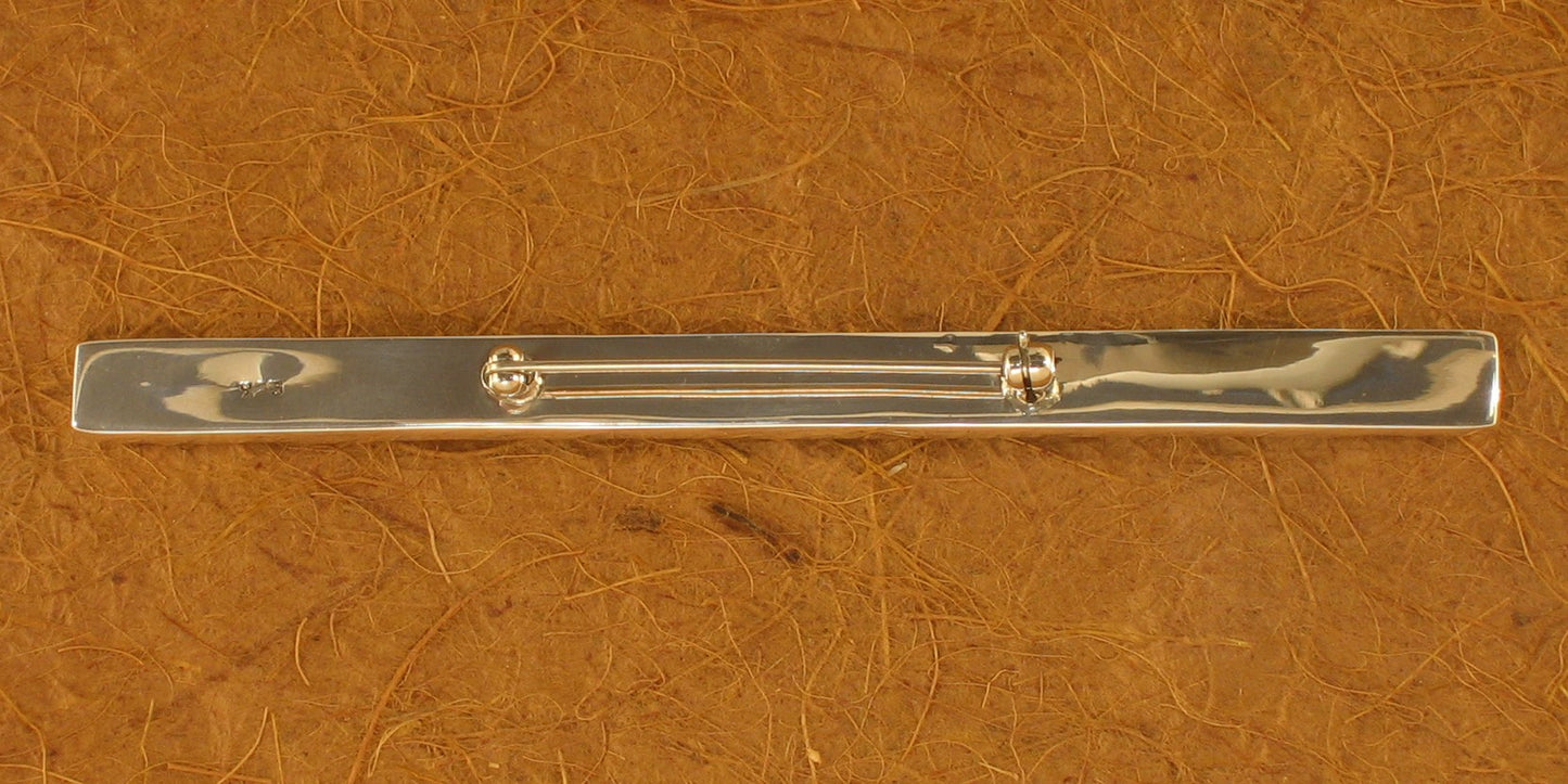 B0219 | brooch