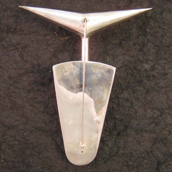 B0230 | Brosche