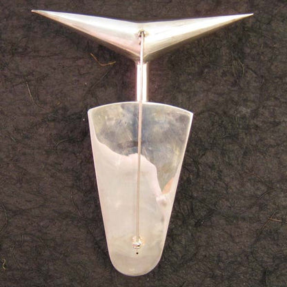 B0230 | Brosche