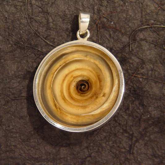 N0454 | chain pendant