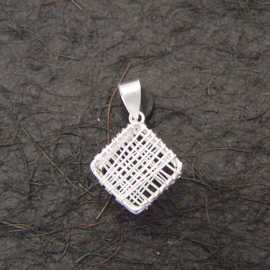 N0539 | chain pendant