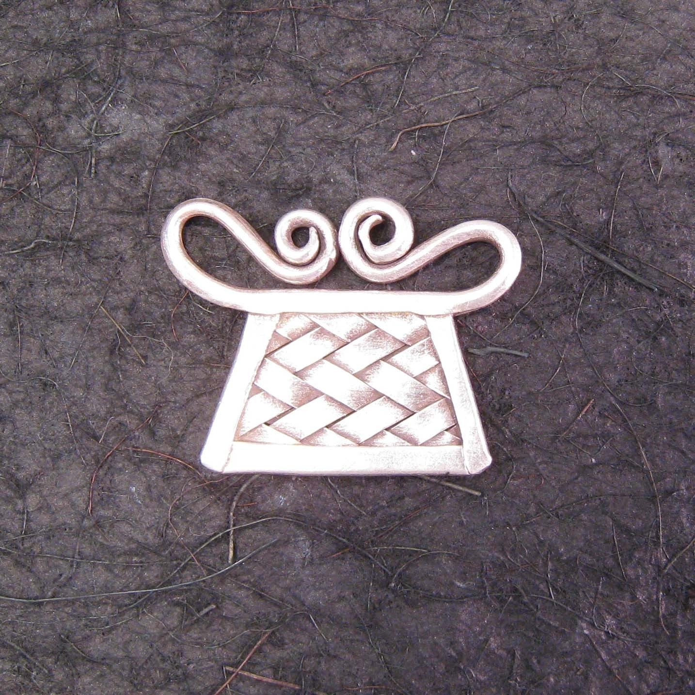 N0576 | chain pendant