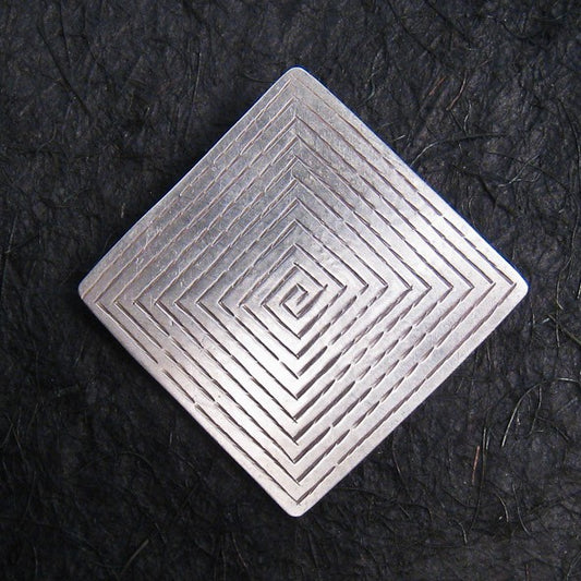 N0633 | chain pendant