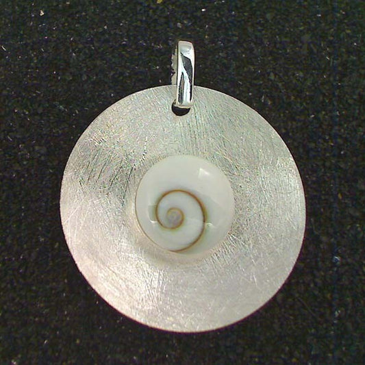 N0692 | chain pendant