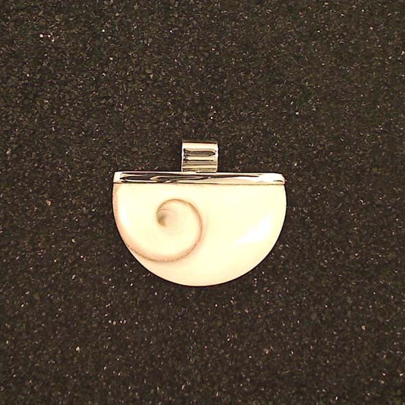 N0745 | chain pendant