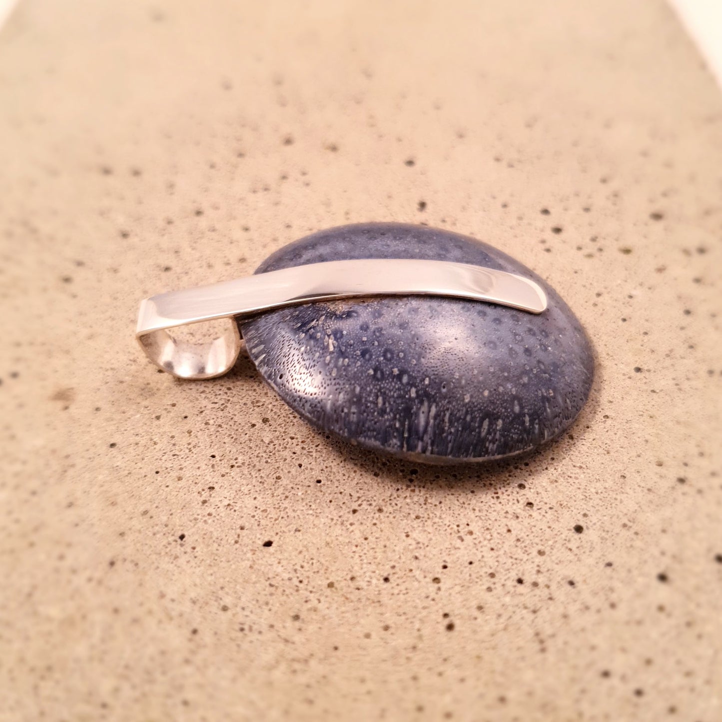 N0758 | chain pendant