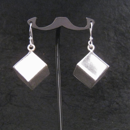 O0627 | earrings